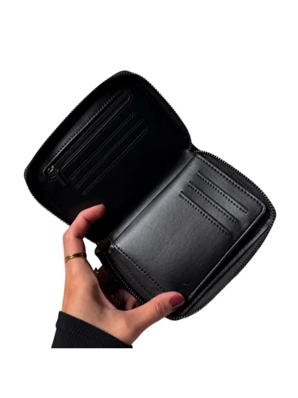 Radrev NWOT Lux Card Wallet In Black Quilted Zip Around 5.5